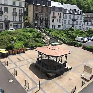 Face Au Thermes Le Mont-Dore